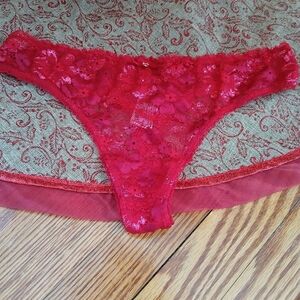 Victoria SECRET Red Lace Panties Size LG. NWOT.